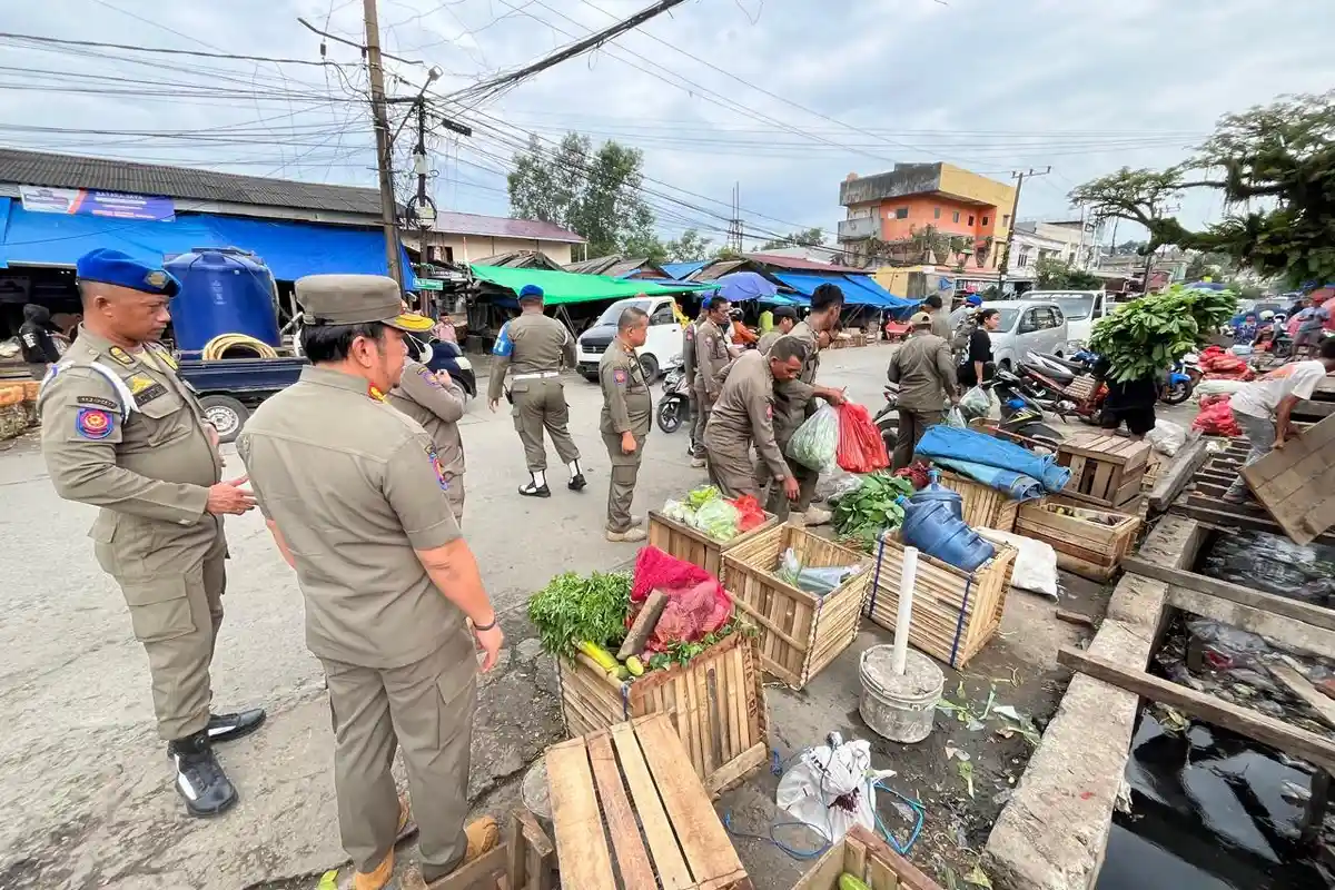 Pedagang Pasar Pandan Sari Balikpapan Dukung Tindakan Tegas Terhadap PKL, Minta Solusi Lapak Khusus
