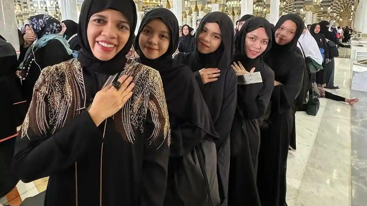 Sosok Geni Faruk, Ibu Atta Halilintar yang Ngotot Minta Anaknya Dipanggil Pak Haji