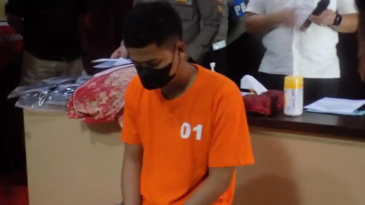 Baca Chat WA Istri Kangen dengan Suami Orang Bikin Dhanny Gelap Mata, Cekik Bini hingga Tewas