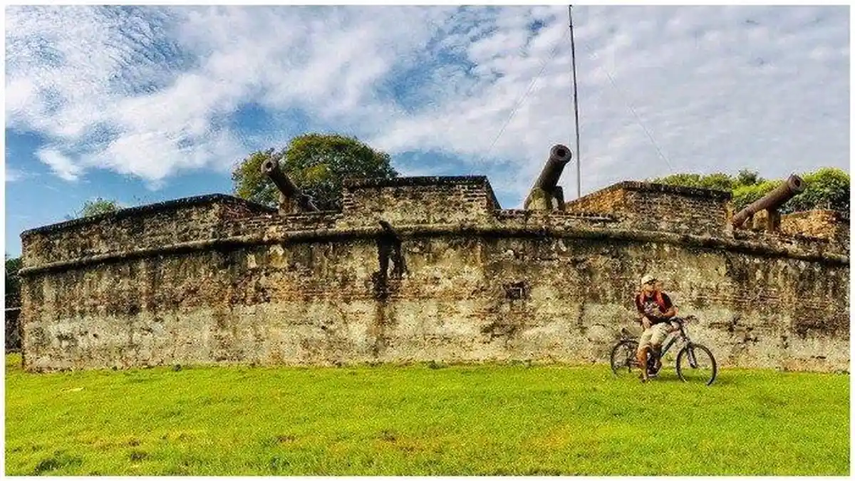 Panduan Wisata Lengkap Liburan ke Penang Fort Cornwallis, Malaysia