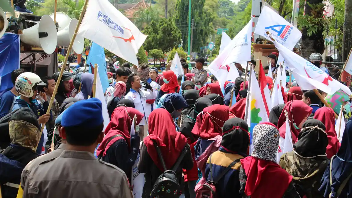 Kapolres Jepara AKBP Arif : Terima Kasih Rekan Rekan Buruh Telah Tertib Merayakan May Day