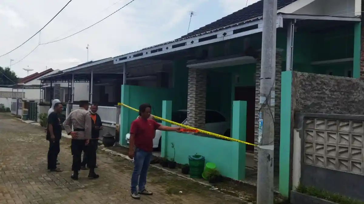 Polisi Ringkus Pencuri dan Penadah Sepeda Motor yang Beraksi di Perum Puri Taman Anggrek Pati