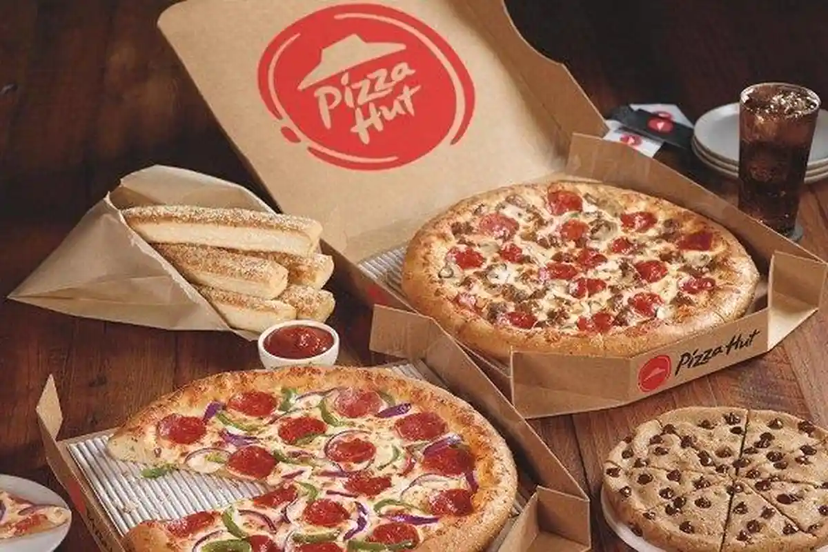 Adaptasi di Kala Pandemi Covid-19, 8 Restoran Cepat Saji Jualan di Tepi Jalan: Pizza Hut hingga PHD