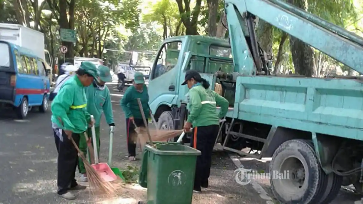 Volume Sampah di Denpasar Meningkat 20 Persen Saat Perayaan Galungan