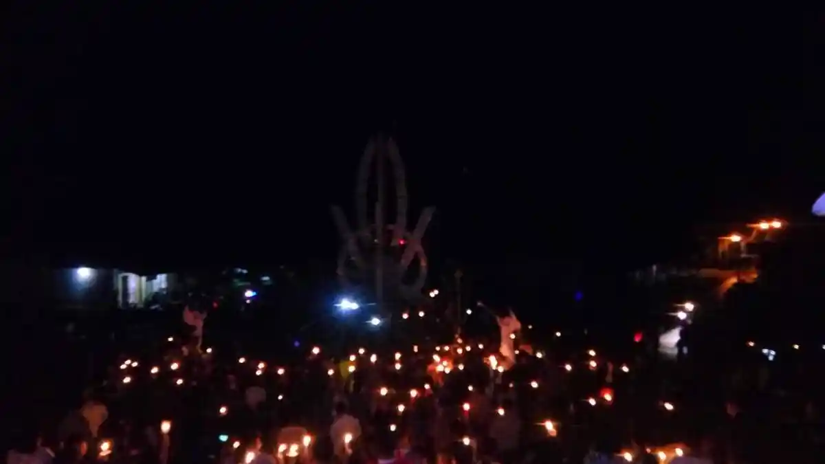 Aksi Penyalaan 700 Lilin, Bukti Kecintaan Masyarakat Talaud pada Ahok
