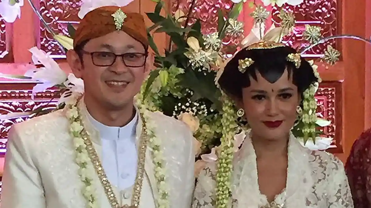 Sama-sama Berkacamata, Suami Titi Rajo Bintang Dibilang Mirip Ahok