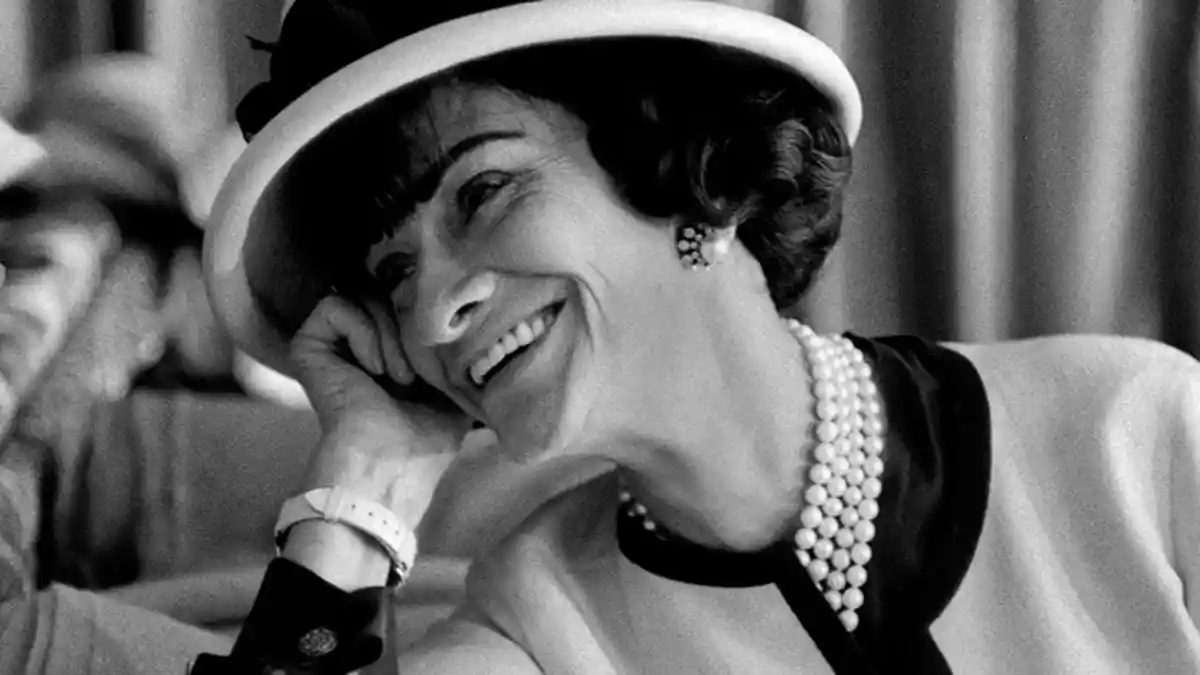 Coco Chanel, Desainer Fashion Papan Atas yang Jalin Asmara Banyak Pria Tanpa Pernah Menikah