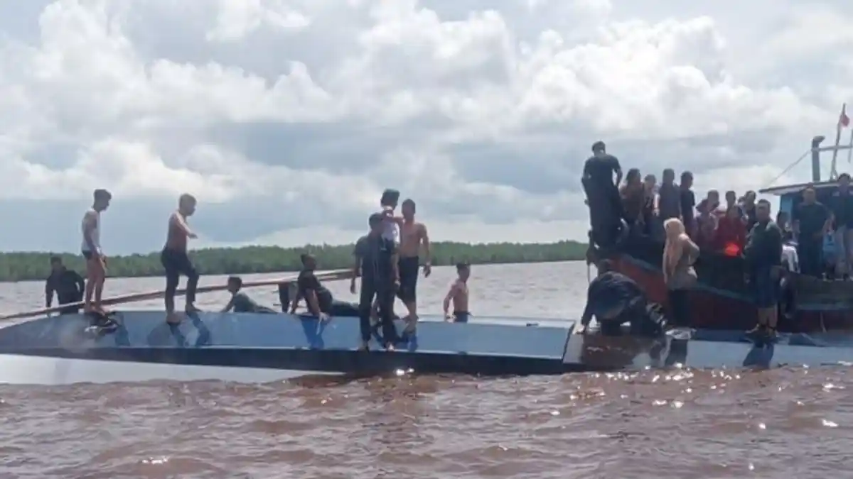 Tabrak Batang Kayu Mengapung, Kapal Even Calisa Tenggelam, 3 Orang Meninggal