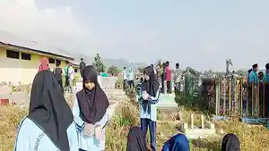 KERJA-BAKTI-Ratusan-Umat-Muslim-dan-Non-Muslim-di-Kota-Atambua.jpg