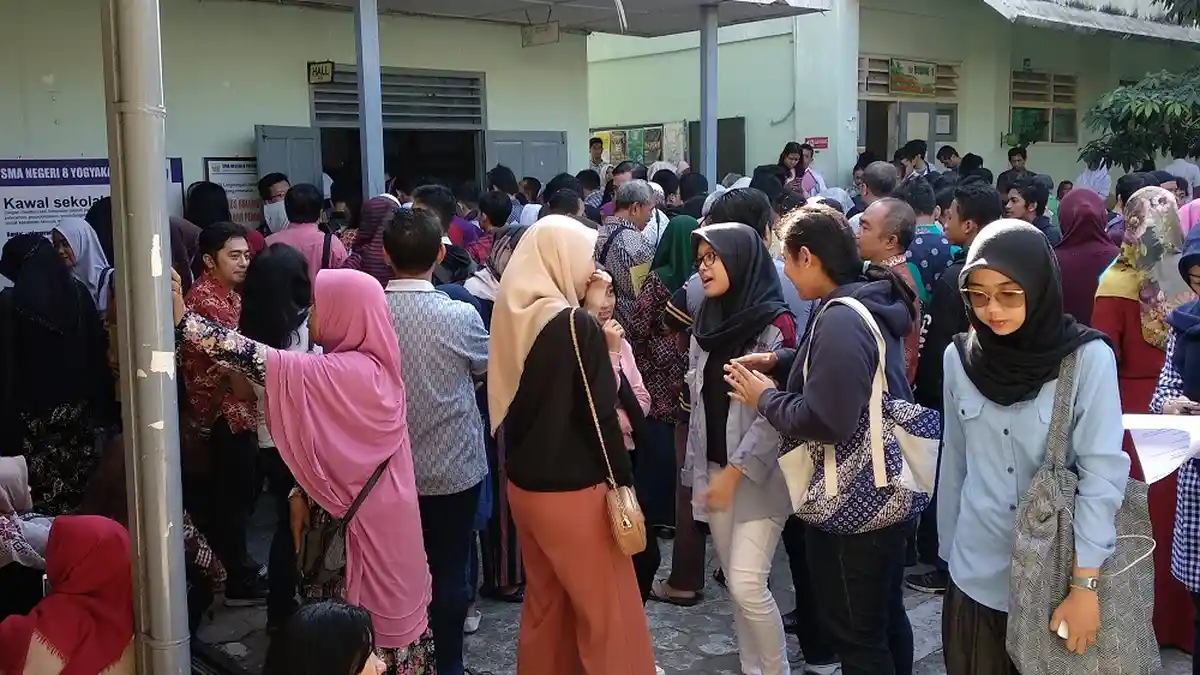 PPDB 2019 : Permasalahan-permasalahan Sistem Zonasi dan Solusi yang Ditawarkan