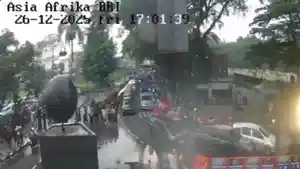 Tayangan-CCTV-di-Jalan-Asia-Afrika-Kota-Bandung.jpg