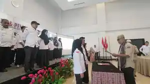 Pelantikan-IKA-FTI-UMI-Sulbar.jpg