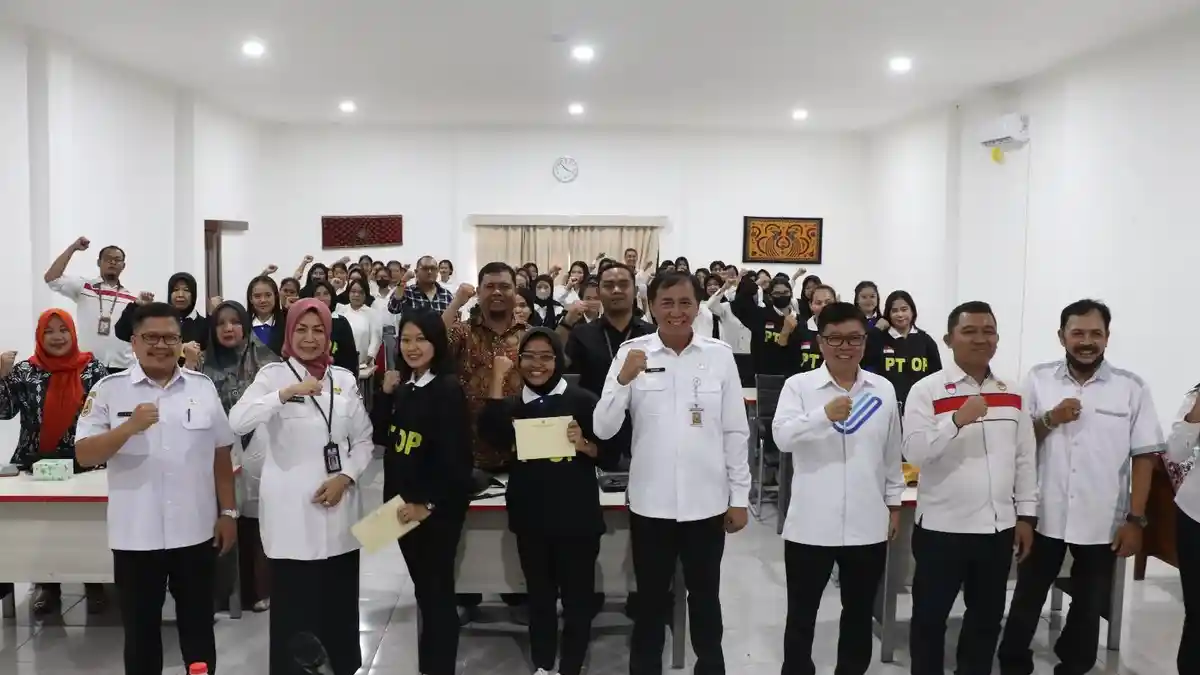 50 Pekerja Migran Indonesia dari Brebes Diberangkatkan ke Luar Negeri