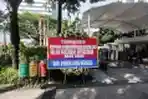 Karangan Bunga Protes PPDB Penuhi Balai Kota DKI Jakarta