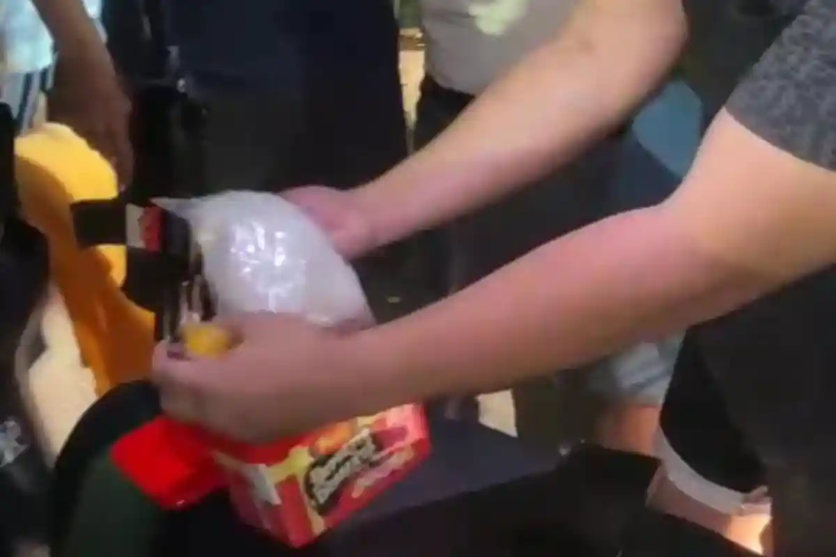 Polisi Gagalkan Peredaran Narkoba di Alun-alun Kota Blitar, Sita Setengah Kilogram Sabu