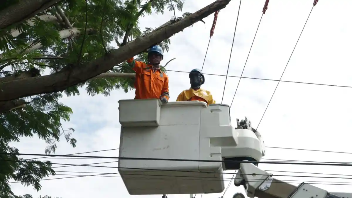 PLN Siagakan Pasukan di Jateng dan DIY Jelang Natal 2021 dan Tahun Baru 2022