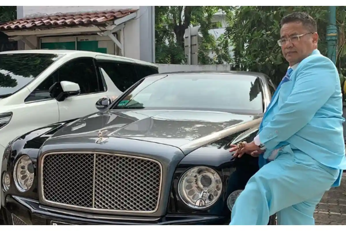 Banjir Melanda Kawasan Kelapa Gading, Begini Nasib Mobil-mobil Mewah Hotman Paris