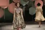 Fashion Show Karya Sebastian Gunawan