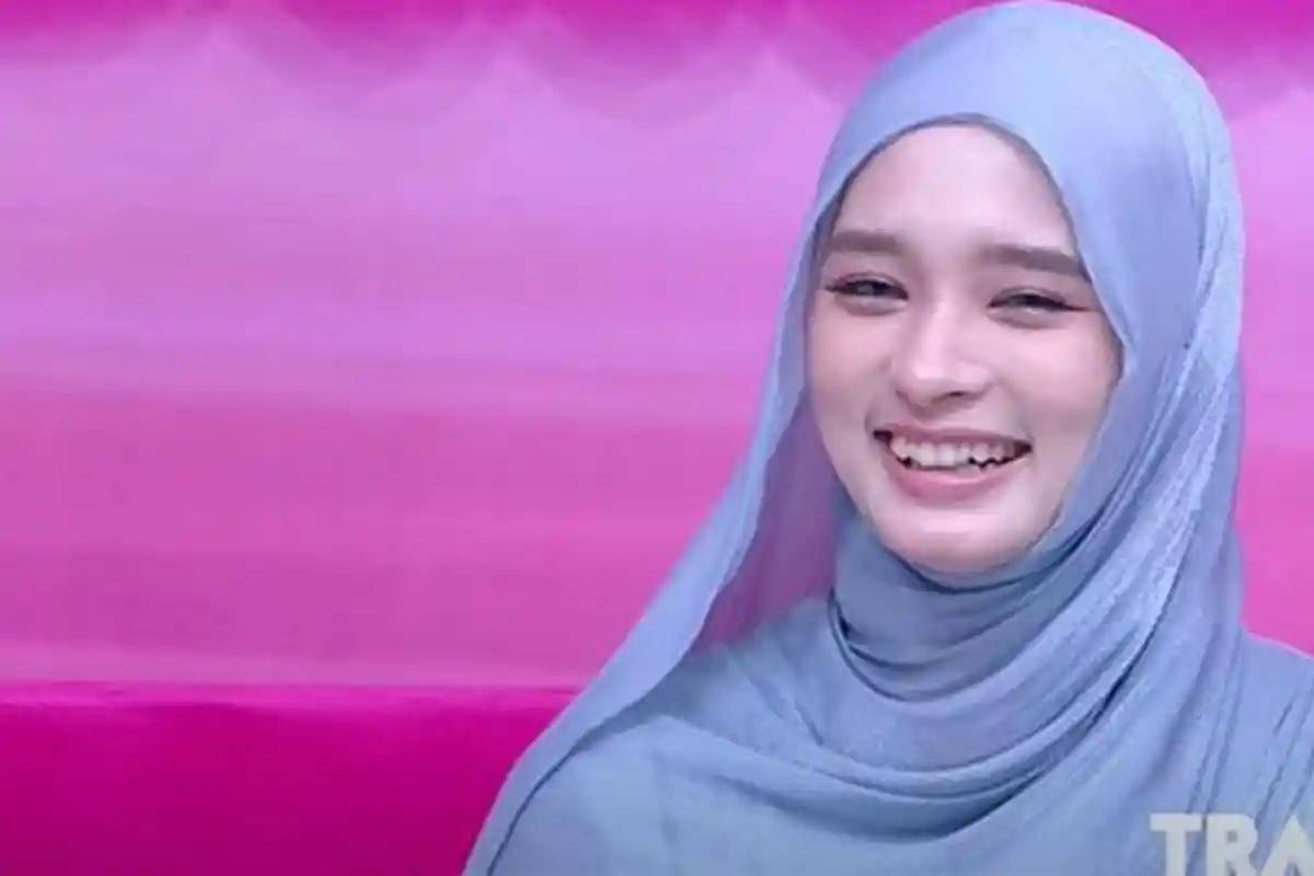 Inara Rusli Buka Suara Soal Panggilan 'Ayah' dari Anak-Anaknya ke Hendra Zayn