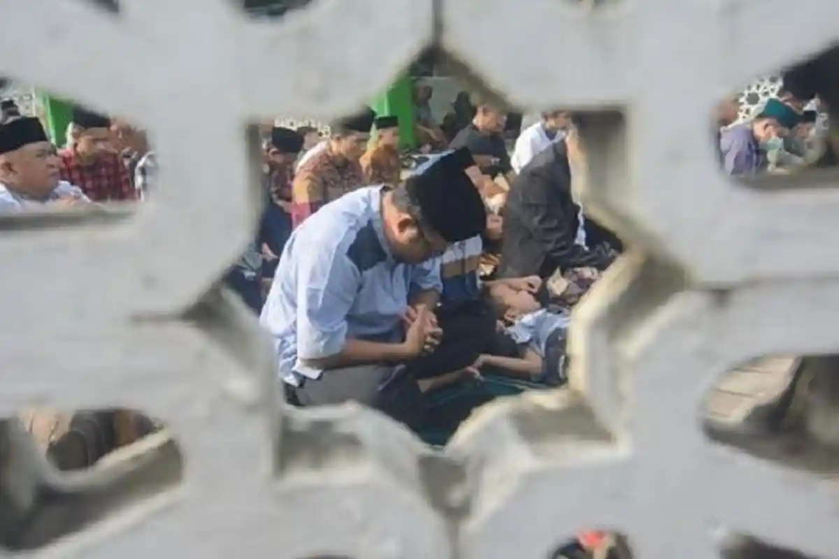 Bacaan Doa Setelah Sholat Subuh, Dzuhur, Ashar, Maghrib dan Isya, Dibuka dengan Istighfar 3 Kali