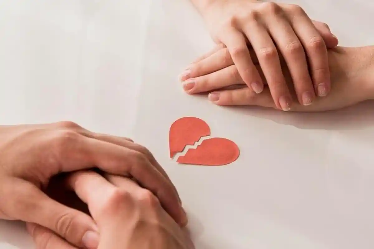 33 Contoh Pantun Menolak Cinta, Cara Halus agar Dia Tidak Tersinggung dan Mau Menerima Keputusanmu