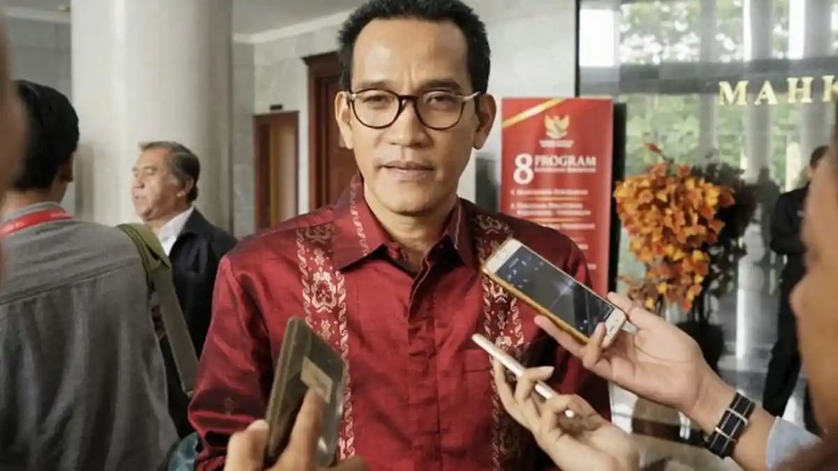 Tanggapi Rencana FPI Gelar Aksi 1812, Refly Harun Ingatkan Agar Hati-hati Terhadap Penyusup