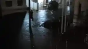 Banjir-Mamuju-di-kota.jpg