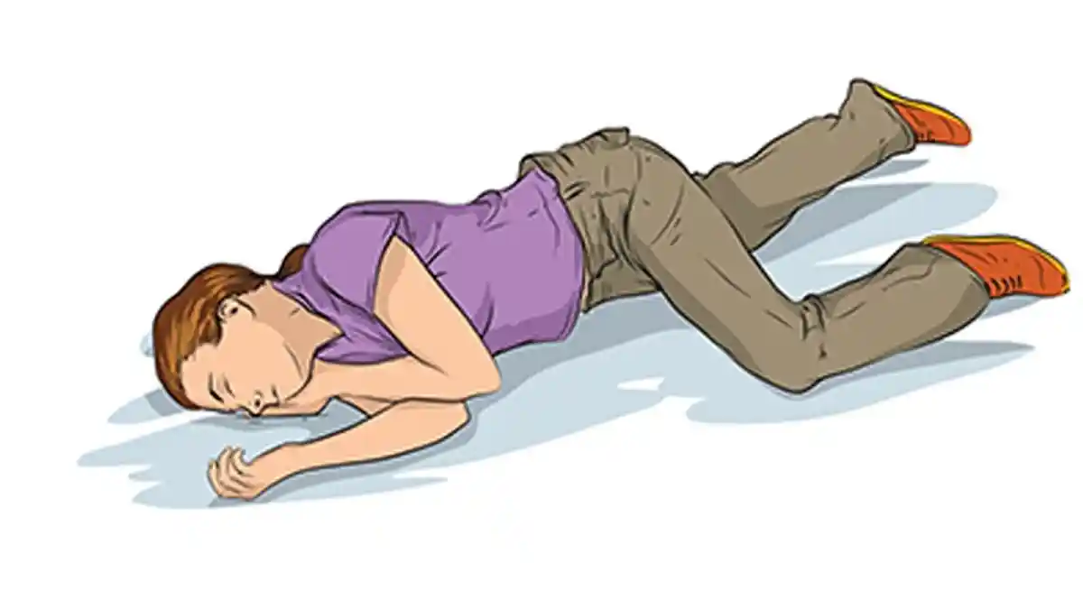 Sakit Ayan Kambuh Pembonceng Sepeda Motor di Pekalongan Tersungkur di Jalan, Netter Kesal karena . .