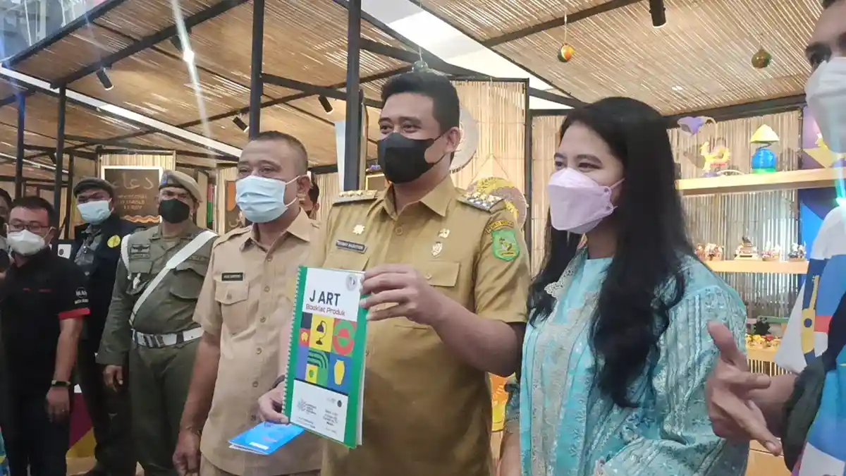 Wali Kota Bobby Nasution Sampaikan Konsep The Kitchen Of Asia di Depan Menteri Sandiaga Uno