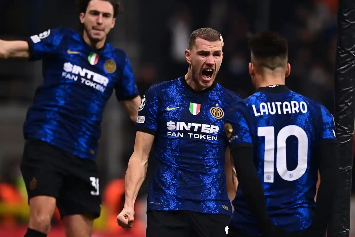SEDANG BERLANGSUNG Link Live Streaming AC Milan vs Inter Milan Skor 0-2, Gol Edin Dzeko, Live TVRI