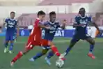 Persib Bandung Menang Lawan Persis Solo Skor 2-1