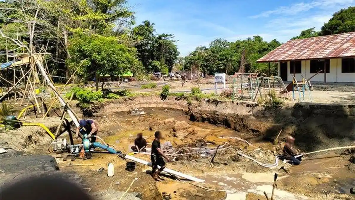 Tambang Emas Ilegal Serang Permukiman Warga Distrik Kwoor, Kapolda dan Pemerintah Diminta Bertindak