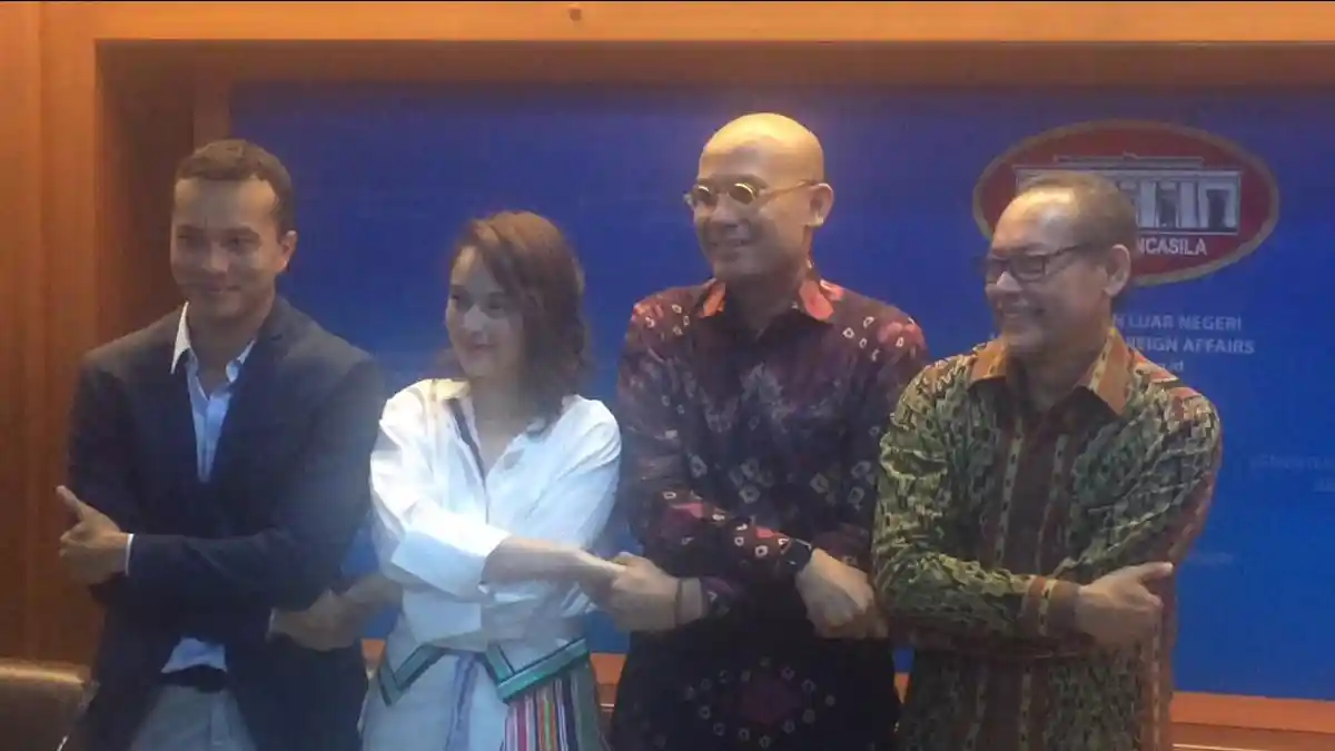 Jadi Duta ASEAN di Indonesia, Ini yang Akan Dilakukan Nicholas Saputra dan Chelsea Islan