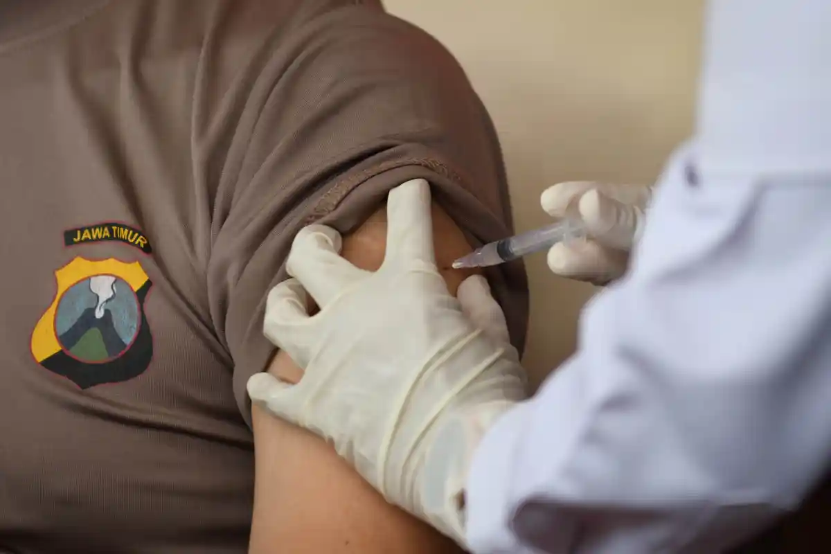 Perhatian, Setelah Disuntik Vaksin Covid-19 Tak Bisa Langsung Kebal dari Virus, Ini Penjelasannya