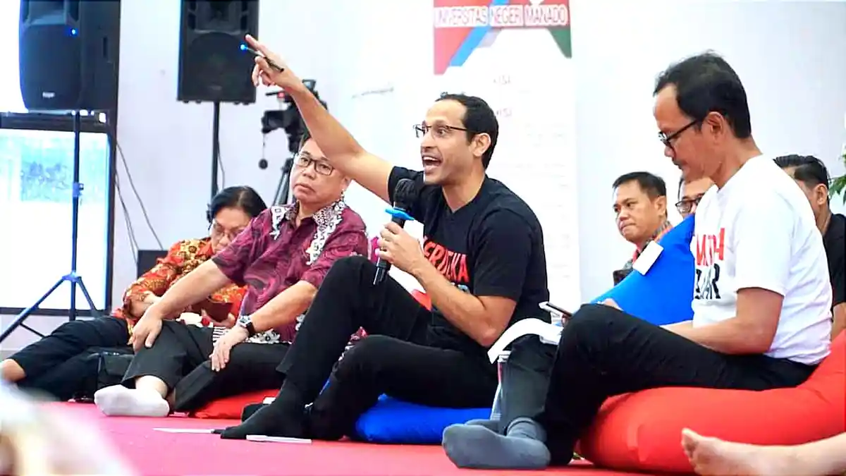 Mendikbudristek Nadiem Makarim Gelorakan Semangat Merdeka Belajar di Universitas Negeri Manado