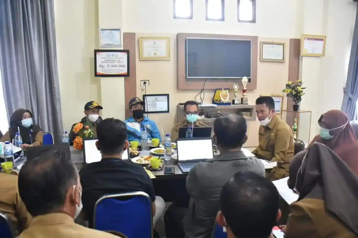 Sekda Buka Bimtek SIMDA BLUD RSUD Munyang Kute