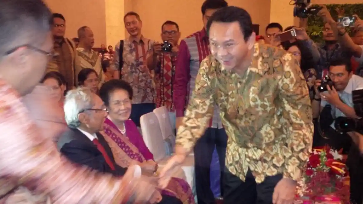 Saat Pidato Sinta Nuriyah Terhenti karena Ahok