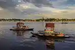 Serunya Susur Sungai Mentaya H+2 Lebaran, Kelotok Hias Jadi Daya Tarik Wisata di Sampit Kotim