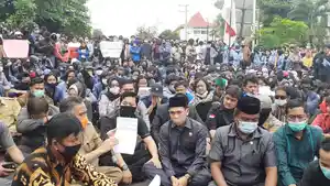 demonstrasi-di-tarakan-dan-walikota-khairul-12102020_2.jpg