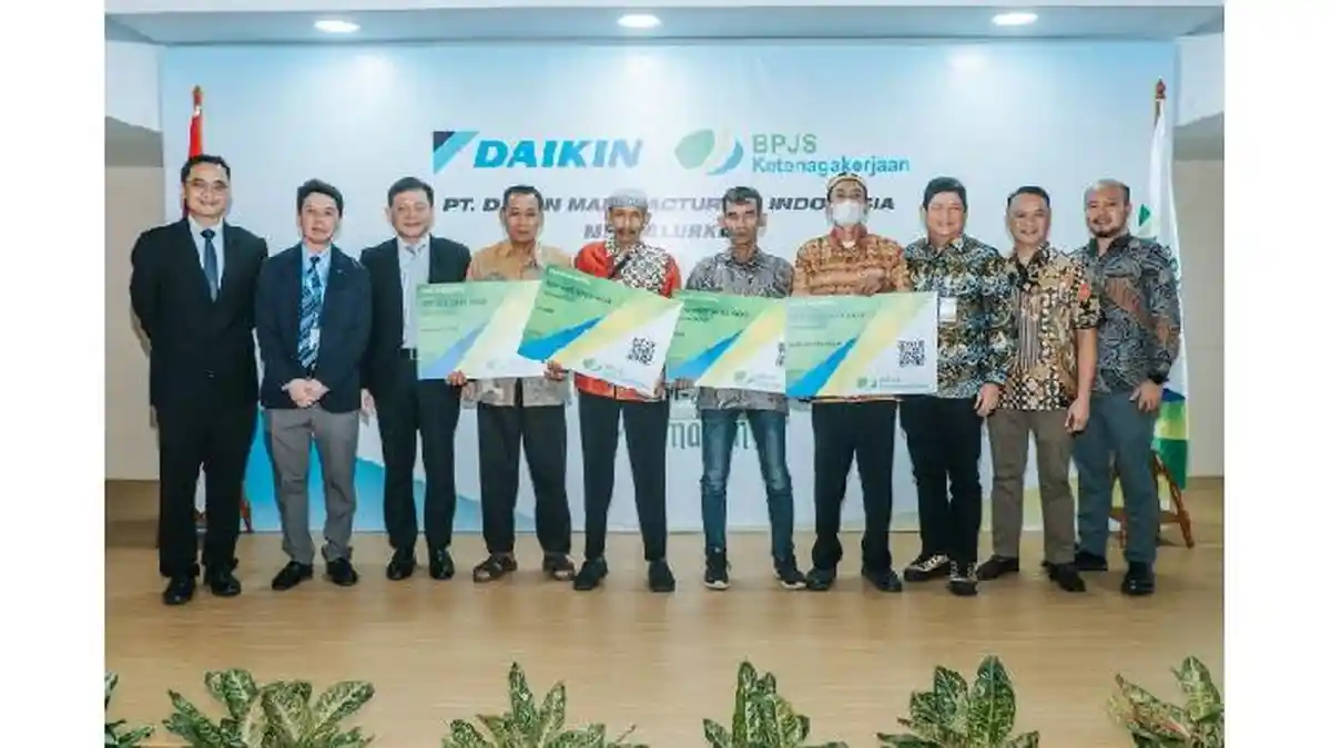 Gelar Roda-Roda Ramadan, DAIKIN Salurkan Bantuan Perlindungan bagi 12.401 Pekerja Rentan