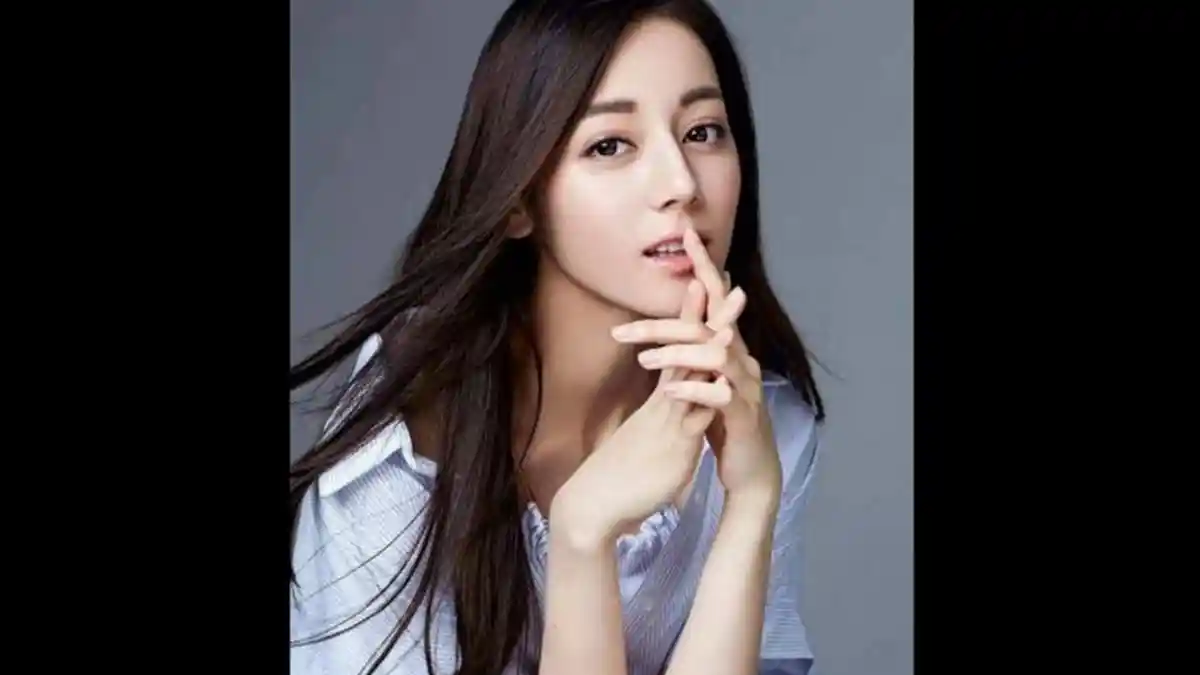 8 Fakta Dilraba Dilmurat, Artis Keturunan Uighur, Pernah Jadi SPG dan Jadi Perhatian Alexandre Pato