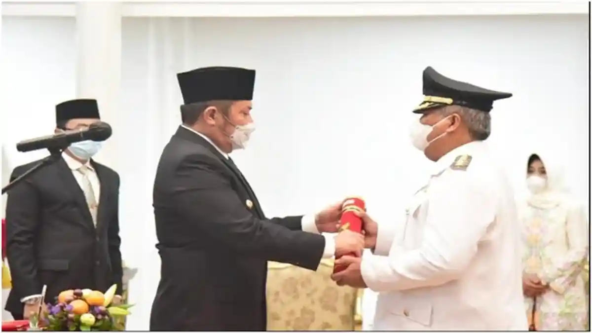 Rosyidin Hasan Dilantik Sebagai Penjabat Bupati PALI, Ini Pesan Gubernur Sumsel H Herman Deru