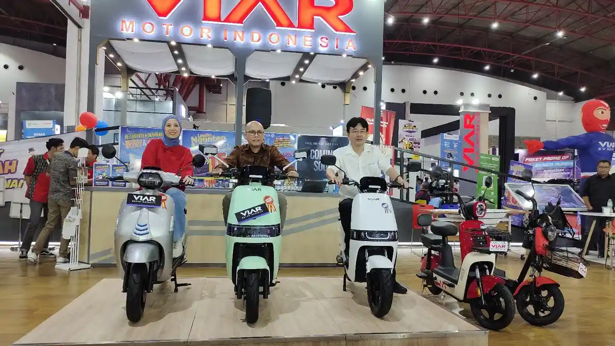 Viar Rilis 2 Motor Listrik dan 3 Sepeda Listrik di Pekan Raya Jakarta ...