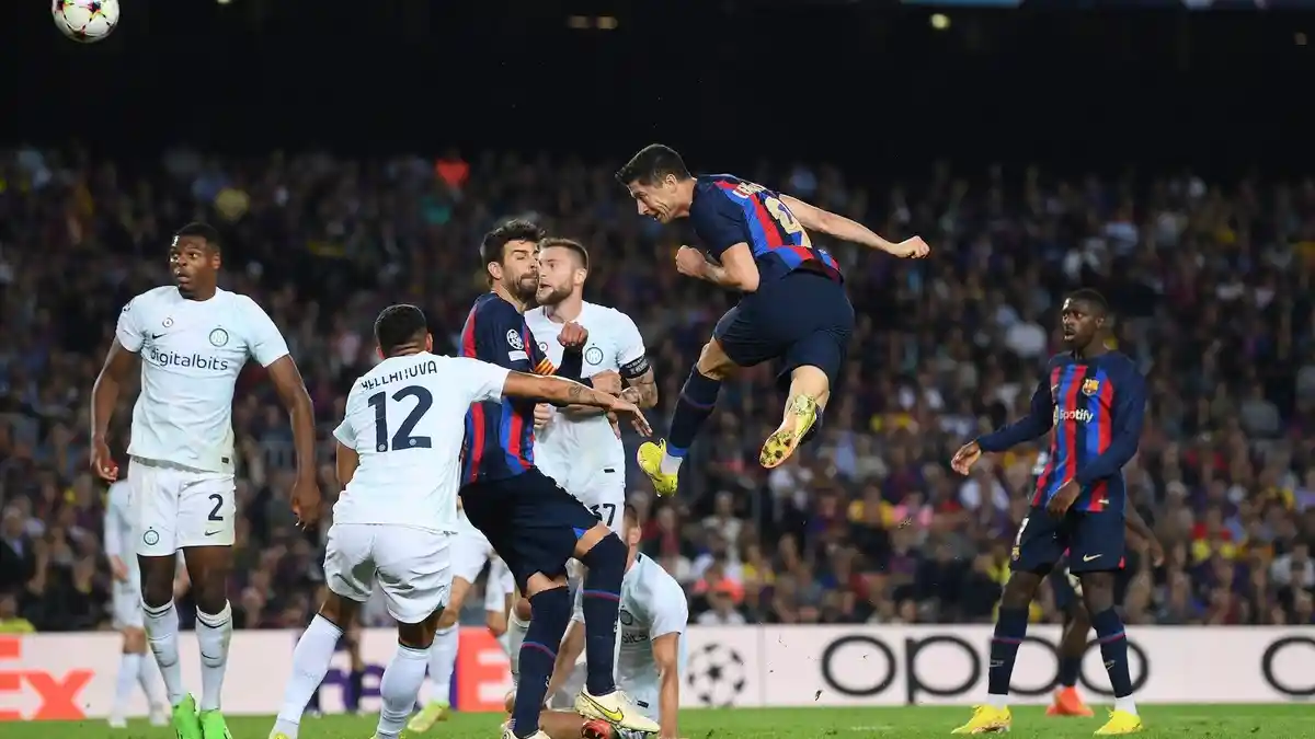 LINK LIVE Streaming La Liga Valencia vs Barcelona Jam 2.00 WIB, Jumlah Gol dan Kebobolan di Mestalla