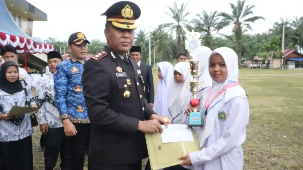 Kapolres AKBP Dodik Yuliyanto Hadiri Upacara Peringatan Harkitnas Ke-117 di Kantor Bupati Palas