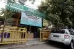 Halte Bus Jadi Warung Makan