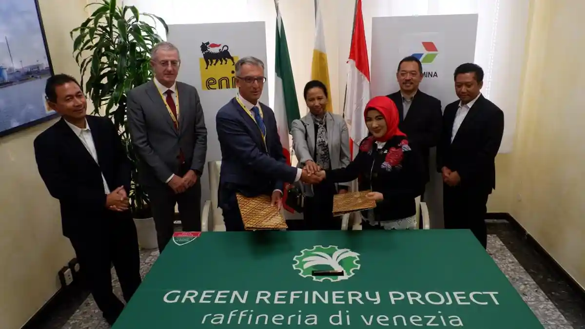 Pertamina – ENI Jajaki Pengembangan Kilang Ramah Lingkungan