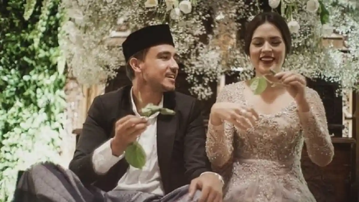 Unggahan Raisa di Media Sosial Hebohkan Netizen, Ada Apa Ya?