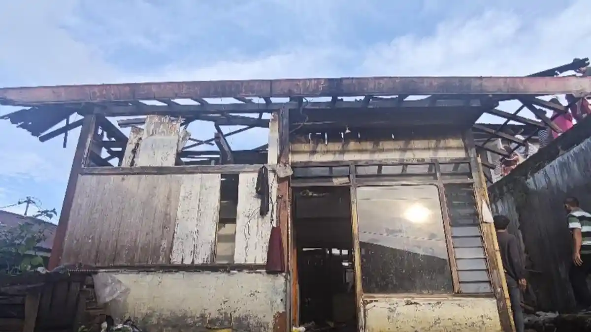 Ditinggal Ziarah Makam, Warga di Wonosobo Ludes Terbakar