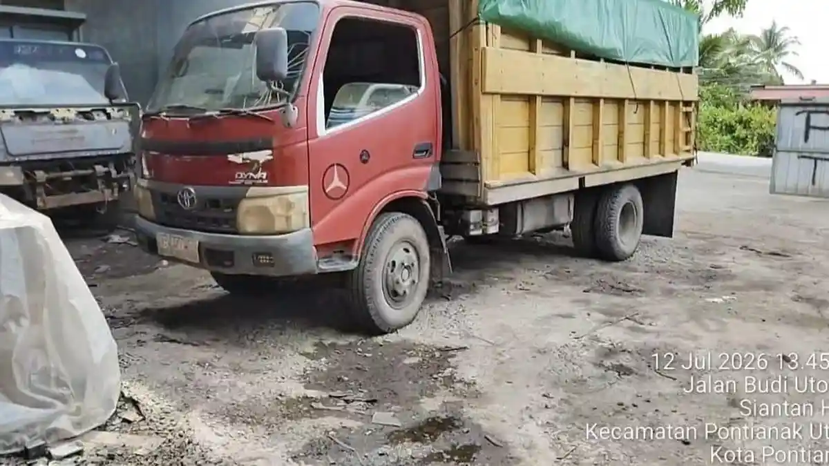 Diduga Angkut 2.000 Liter Solar Subsidi, Truk dan Sopir Diamankan Polsek Pontianak Utara - Tribunpontianak.co.id